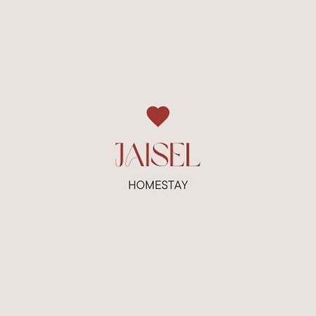 Homestay Jaisel Bisjkek Eksteriør billede