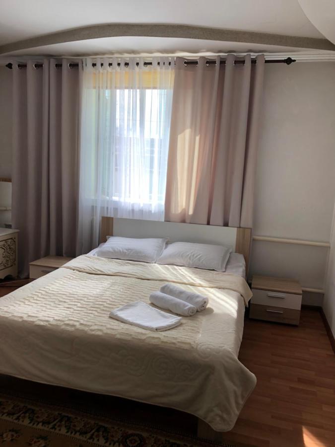 Homestay Jaisel Bisjkek Eksteriør billede